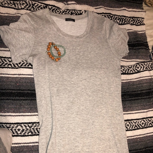 Grey T Shirt dress with FREE bracelets - Picture 3 of 5